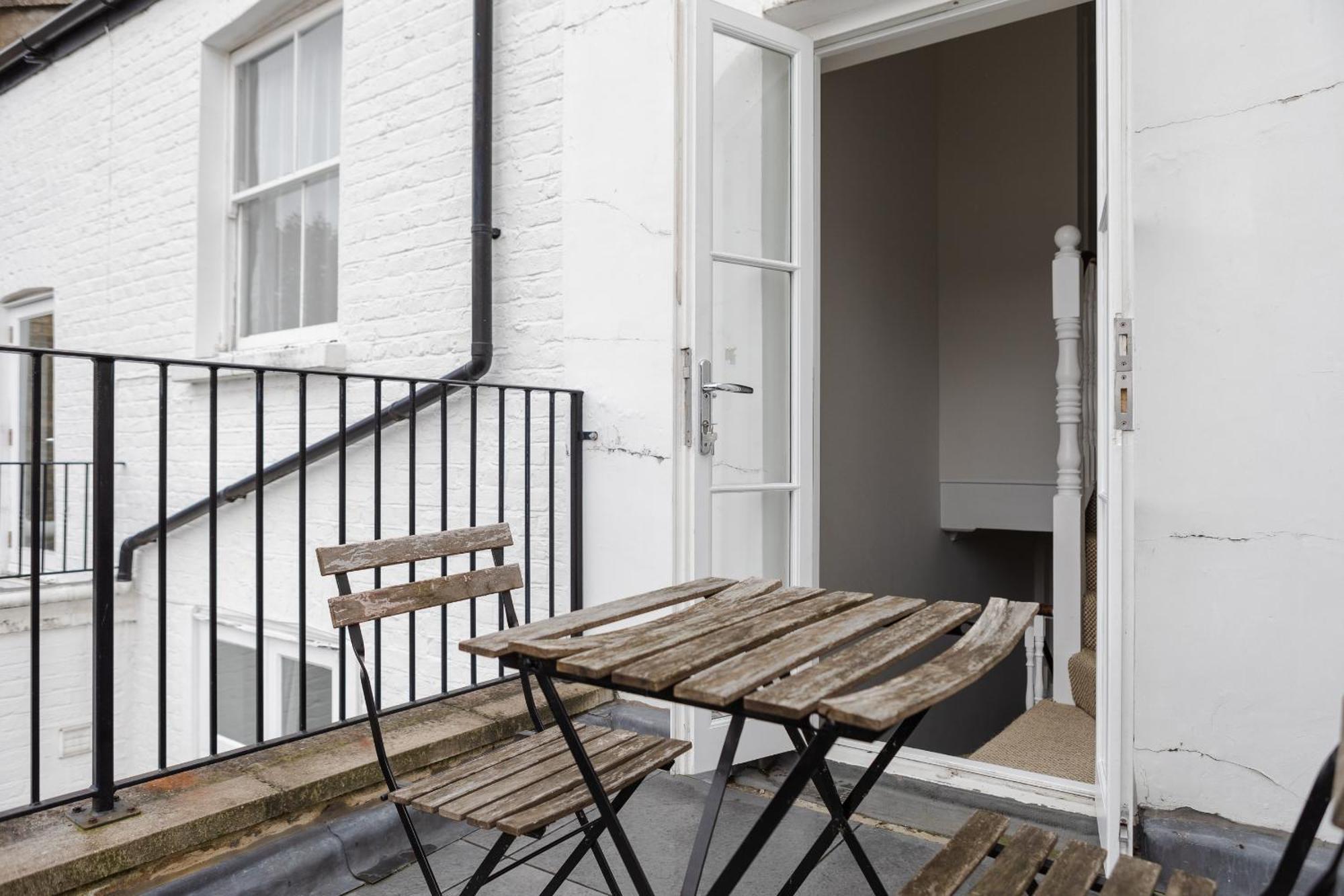 Number 53 - Stunning Maisonette With Parking In Kensington & Chelsea Londra Exterior foto