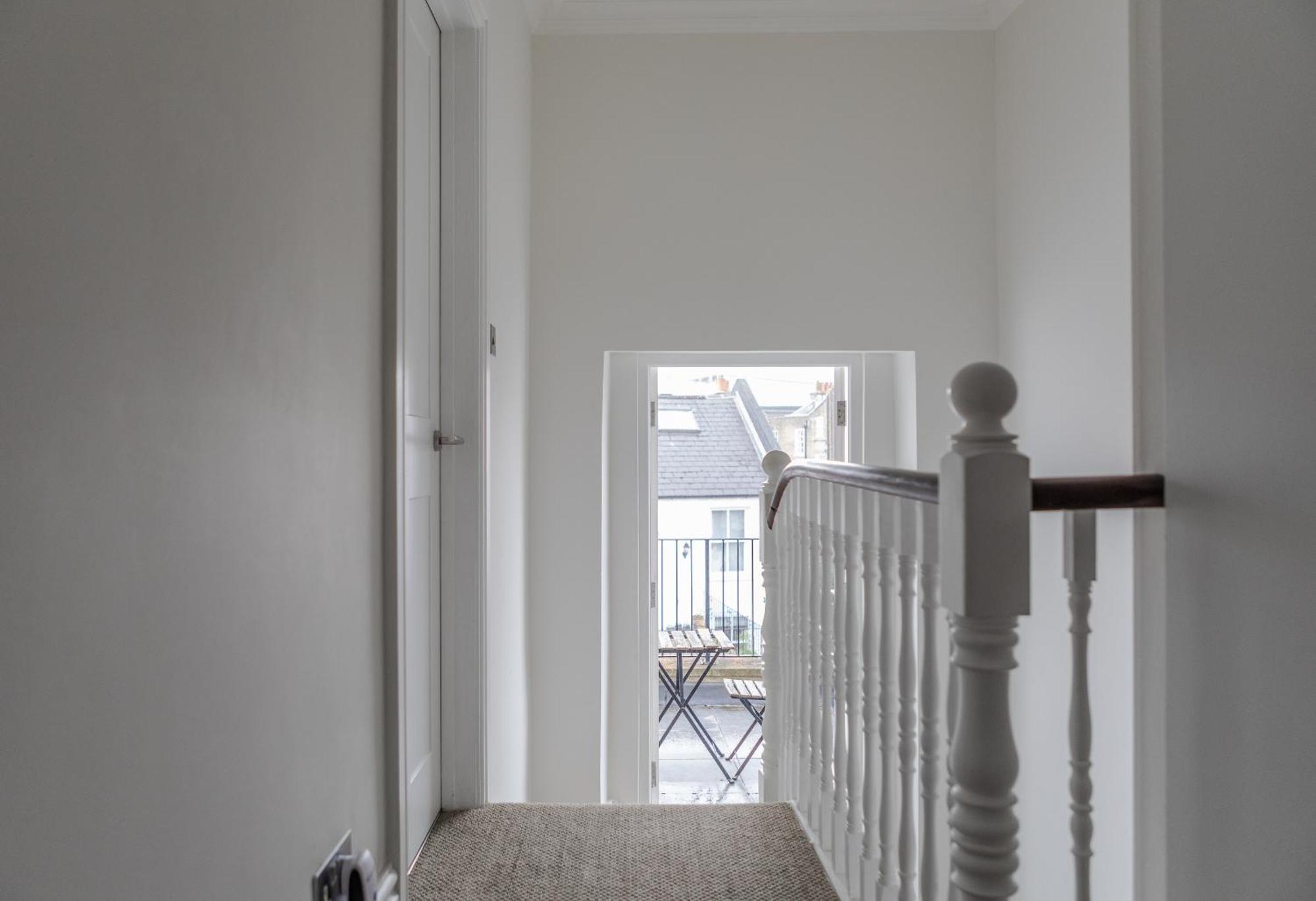 Number 53 - Stunning Maisonette With Parking In Kensington & Chelsea Londra Exterior foto